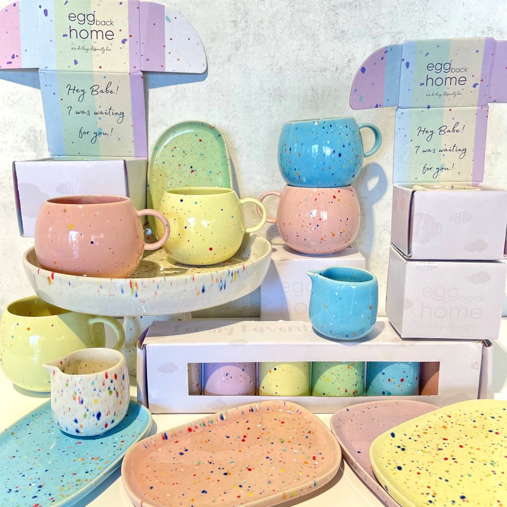 Bunte, farbenfrohe Tassen, Espressotassen, Milchkännchen, Platten, Tortenplatte, Kuchenplatte nachhaltig hergestellt in Portugal von EggBackHome, New Party Collection, Ball Mug